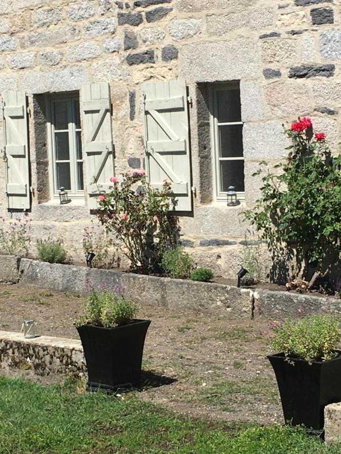 La Cure Grande Maison De Charme De 2 A 14 Personnes Saint-Urcize Luaran gambar